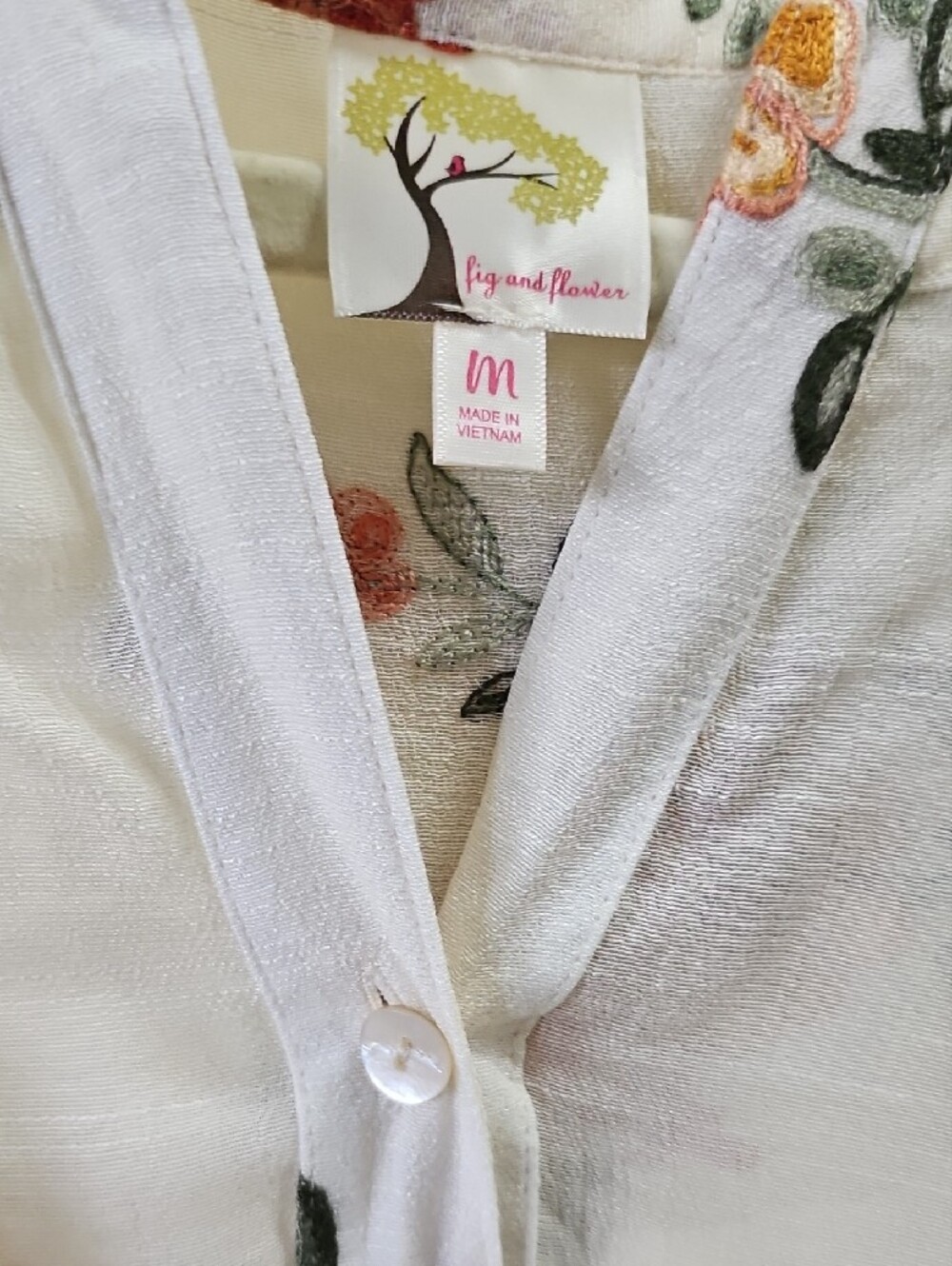 fig and flower White Floral Embroidered Button-Down Shirt - Picture 3 of 3